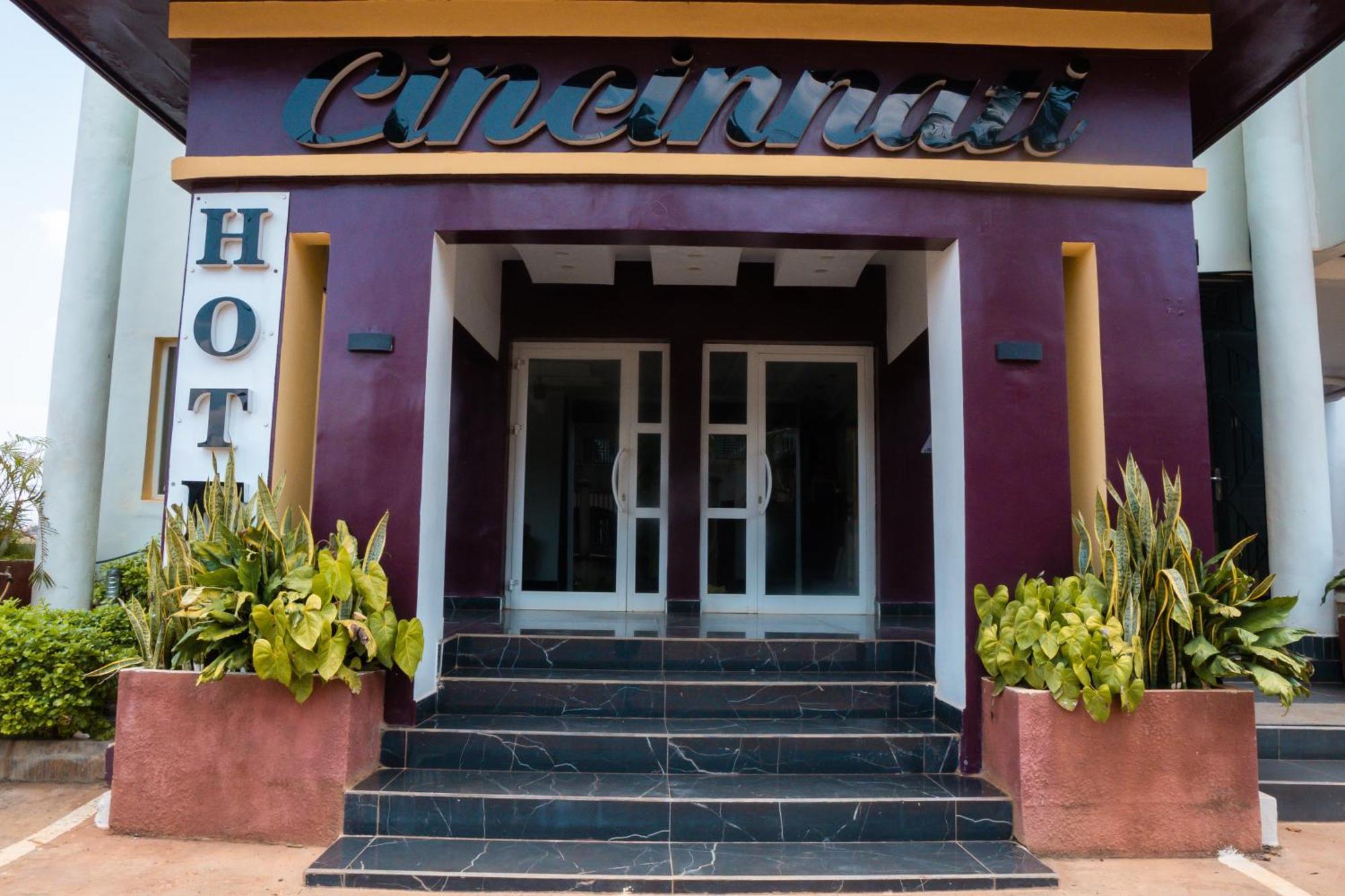 Cincinnati Hotel Yaoundé Exterior foto